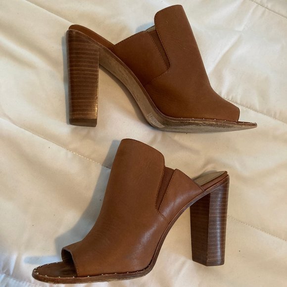 Pour La Victoire Shoes - POUR LA VICTOIRE